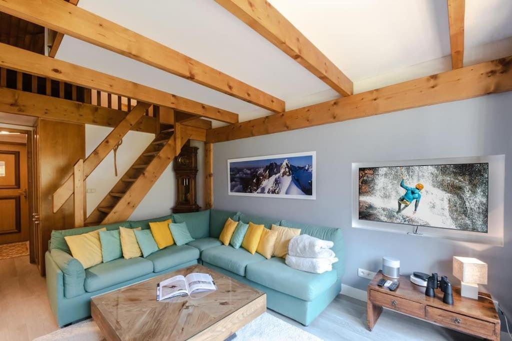 Bel Appartement Entier En Style Chalet A Chamonix Luaran gambar